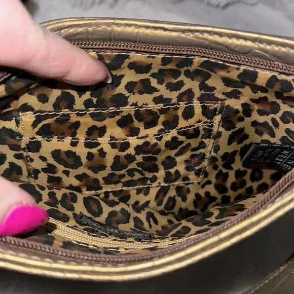 Vintage Y2K Gold Metallic Nine Purse Mobwife Faux croc Handbag Shoulder bag EUC - Picture 11 of 14